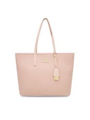 QUAZI Torebka MQS-B-001-05 Różowy. Czerwone torebki klasyczne QUAZI, bez wzorów, ze skóry, bez dodatków. Za 175.99 zł.