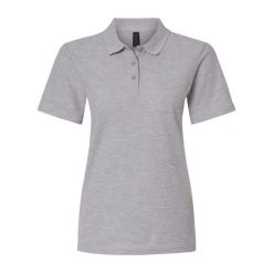 Damska Koszulka Polo Softstyle Pique. Czerwone koszulki polo GILDAN, bez wzorów, bez ramiączek. Za 78.99 zł.