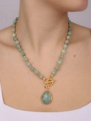 Pierres delicates Naszyjnik z elementem ozdobnym - dł. 45 cm rozmiar: onesize. Zielone naszyjniki Pierres delicates, z mosiądzu. Za 82.99 zł.