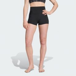 Krótkie legginsy All-Me Sculpt Booty. Czarne legginsy Adidas, bez wzorów, krótkie. Za 199.00 zł.