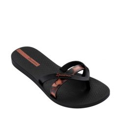 Japonki damskie Ipanema Kirei Chic. Czarne klapki Ipanema, bez wzorów, z materiału, bez obcasa. Za 69.00 zł.