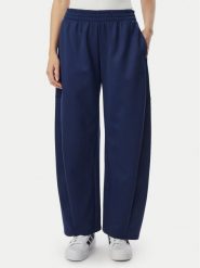 Adidas Spodnie dresowe Soft Lux Winter Knit Barrel KR0119 Niebieski Loose Fit. Niebieskie spodnie dresowe Adidas, s, bez wzorów, z dresówki. Za 328.99 zł.
