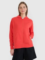 4F Bluza w kolorze czerwonym rozmiar: M. Czerwone bluzy 4f, m, bez wzorów, bez kaptura. Za 101.23 zł.