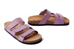 DR. BRINKMANN 700669-59 lila, klapki damskie. Fioletowe klapki Dr. Brinkmann, bez wzorów, ze skóry, bez obcasa. Za 264.90 zł.