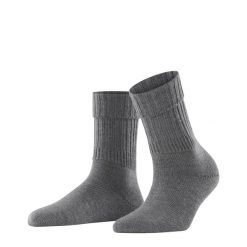 Skarpetki damskie Falke Striggings. Brązowe skarpety Falke, bez wzorów, z materiału. Za 129.50 zł.