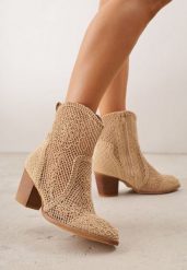 Ciemnobeżowe Botki Kowbojki VICES na Stożku z Ażurową Cholewką Azivessa. Brązowe botki Born2be, na wiosnę, w ażurowe wzory, z jeansu, bez obcasa, na obcasie, bez zapięcia. Za 149.99 zł.