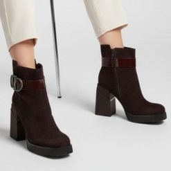 Botki damskie Filippo, na wysokim obcasie stabilne i ocieplane futerkiem, bordowe, DBT7183-25-BG. Czerwone botki Filippo, na zimę, bez wzorów, z materiału, bez obcasa, na obcasie, bez zapięcia. Za 209.00 zł.