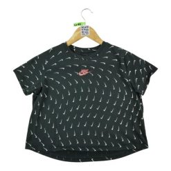 Second life - Damska koszulka z krótkim rękawem - Stan bardzo dobry. Czarne bluzki Nike, bez wzorów, sportowe, bez kołnierzyka, bez ramiączek. Za 42.56 zł.