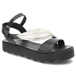 Czarne Sandały Armodo Modne Buty Na Platformie. Czarne sandały Armodo, bez wzorów, ze skóry, eleganckie, bez obcasa, na platformie, bez zapięcia. Za 229.00 zł.