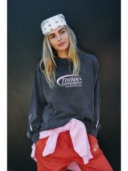 Noisy may Bluza "Polly" w kolorze antracytowym rozmiar: L. Czarne bluzy Noisy may, l, bez wzorów, z bawełny, bez kaptura. Za 101.47 zł.