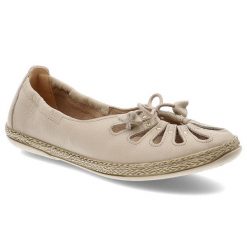 Beżowe Espadryle Armodo Wsuwane Obuwie Damskie. Brązowe espadryle Armodo, z aplikacjami, ze skóry, bez obcasa, bez zapięcia. Za 329.00 zł.