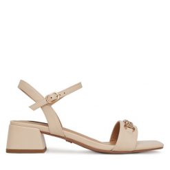 Sandały Nine West. Brązowe sandały Nine West, bez wzorów, bez obcasa, na słupku, bez zapięcia. Za 229.99 zł.