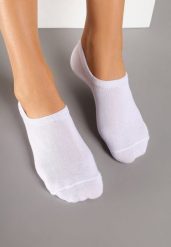 Białe Skarpety Stopki z Wiskozy 3 Pack Tiefra. Białe skarpety Renee, bez wzorów, z wiskozy. Za 14.99 zł.