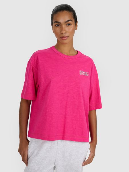 4F T-shirt oversize z nadrukiem damski - różowy XS. Czerwone t-shirty 4f, xl, bez wzorów, z bawełny, bez kołnierzyka, bez ramiączek. W wyprzedaży za 29.99 zł.