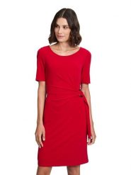Vera Mont Sukienka w kolorze czerwonym rozmiar: 36. Czerwone sukienki Vera Mont, bez wzorów, z tkaniny, bez kołnierzyka, bez ramiączek, mini. Za 173.99 zł.