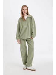 DeFacto Spodnie dresowe w kolorze khaki rozmiar: XL. Brązowe spodnie dresowe DeFacto, xl, bez wzorów, z dresówki. Za 73.99 zł.