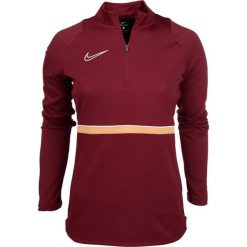 Bluza sportowa damska Nike Dri-Fit Academy. Czerwone bluzy Nike, bez wzorów, bez kaptura. Za 136.72 zł.