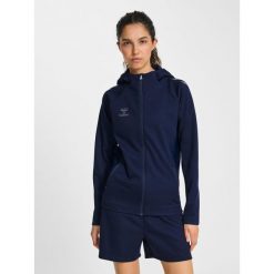Damska bluza dresowa z kapturem Hummel Cima 2.0. Niebieskie bluzy Hummel, bez wzorów, z dresówki, z kapturem. W wyprzedaży za 313.50 zł.
