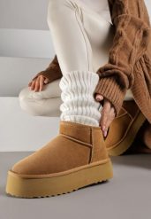Jasnobrązowe Wsuwane Śniegowce z Zamszu Naturalnego na Grubej Podeszwie Mevilira. Brązowe trapery i śniegowce Renee, z dzianiny. Za 169.99 zł.