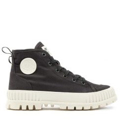 Trapery Palladium. Czarne trapery i śniegowce Palladium. Za 349.99 zł.