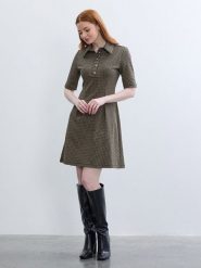 BGN Sukienka w kolorze czarno-musztardowym rozmiar: 38. Czarne sukienki BGN, na imprezę, bez wzorów, bez kołnierzyka, bez ramiączek, mini. Za 143.99 zł.