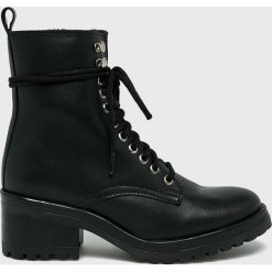 Steve Madden - Botki Geneva. Czarne botki Steve Madden, bez wzorów, z materiału, bez obcasa, bez zapięcia. W wyprzedaży za 539.90 zł.