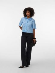 Vero Moda Bluzka w kolorze błękitnym rozmiar: XL. Niebieskie bluzki Vero Moda, xl, bez wzorów, z bawełny, bez kołnierzyka, bez ramiączek. Za 98.95 zł.