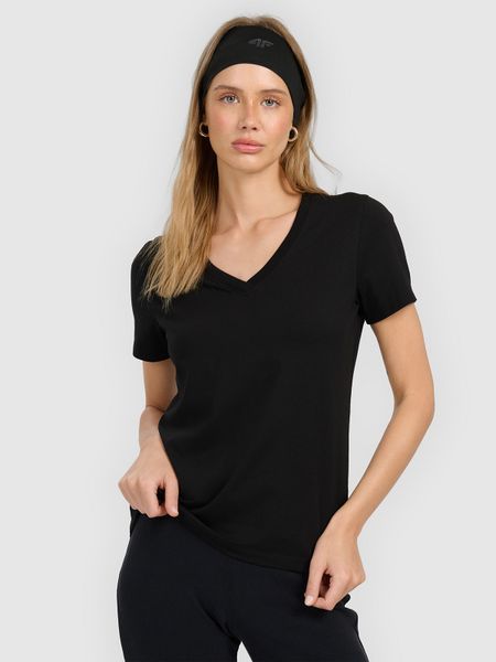 4F T-shirt regular gładki damski - czarny M. Czarne t-shirty 4f, m, bez wzorów, z materiału, bez kołnierzyka, bez ramiączek. Za 49.99 zł.