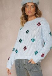 Jasnoniebieski Sweter z Wiskozą Zdobiony Cekinowymi Aplikacjami z Kwiatami Edalora. Niebieskie swetry Renee, l, z aplikacjami, z jeansu, bez ramiączek. Za 84.99 zł.