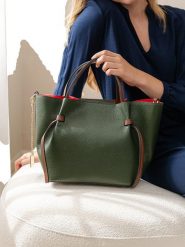 Anna Morellini Skórzana torebka " Pietrina" w kolorze zielonym - 26 x 25 x 15 cm rozmiar: onesize. Zielone torby na ramię Anna Morellini, bez wzorów, z materiału, na ramię, bez dodatków. Za 347.99 zł.