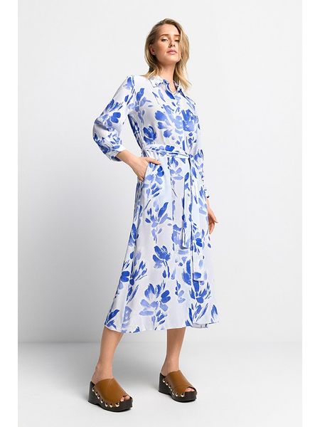 Rich & Royal Sukienka w kolorze biało-niebieskim rozmiar: 34. Białe sukienki Rich & Royal, bez wzorów, z tkaniny, bez kołnierzyka, bez ramiączek, midi, rozkloszowane. Za 218.57 zł.