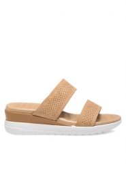 Clara Barson Klapki WYL05010-12 Beżowy. Brązowe klapki Clara Barson, bez wzorów, z syntetyku, bez obcasa. Za 44.99 zł.