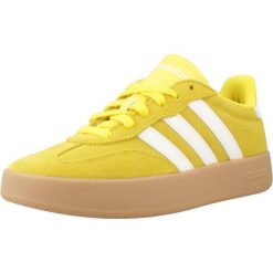 Kapcie ADIDAS BARREDA Żółty. Żółte obuwie domowe Adidas, bez wzorów, z tkaniny, bez zapięcia. Za 233.00 zł.