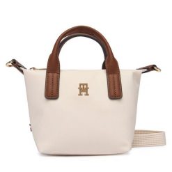 Torebka Tommy Hilfiger. Torebki klasyczne TOMMY HILFIGER, bez wzorów, bez dodatków. Za 329.99 zł.