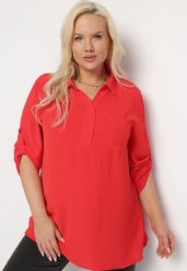 Czerwona Bluzka Koszulowa z Kołnierzykiem i Wsuwaną Kieszonką Tafeta. Czerwone bluzki Born2be, l, bez wzorów, z jeansu, eleganckie, bez kołnierzyka, bez ramiączek. W wyprzedaży za 67.99 zł.