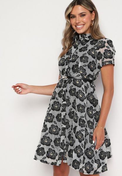 Czarno-Szara Sukienka Koktajlowa o Koszulowym Kroju na Guziki z Paskiem z Perełką Vimari. Czarne sukienki Born2be, na randkę, m, bez wzorów, eleganckie, bez kołnierzyka, bez ramiączek, mini, kopertowe. Za 239.99 zł.