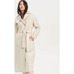 Lniany płaszcz - Beżowy. Płaszcze Reserved. Za 349.99 zł.