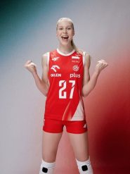 4F Koszulka meczowa replika wyjazdowa z możliwością personalizacji damska 4F x Polska Siatkówka - czerwona XL. Czerwone koszulki sportowe 4f, bez wzorów, z materiału, bez ramiączek, na fitness i siłownię. Za 199.99 zł.