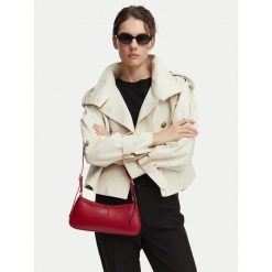 Torebka Calvin Klein. Czerwone torebki klasyczne Calvin Klein, bez wzorów, bez dodatków. Za 368.99 zł.