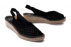 TONI PONS Bernia-ST black, sandały/espadryle damskie. Czarne sandały Toni Pons, bez wzorów, bez obcasa, na koturnie, bez zapięcia. Za 359.90 zł.