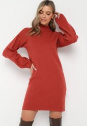 Czerwona Sweterkowa Sukienka Mini z Gładkiej Dzianiny Narel. Czerwone sukienki Born2be, na co dzień, m, bez wzorów, z dzianiny, bez kołnierzyka, bez ramiączek, mini. Za 89.99 zł.