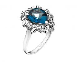 Pierścionek z białego złota z diamentami i topazem London Blue - próba 585. Białe pierścionki Apart, z diamentem, złote. Za 3,990.00 zł.