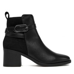 Botki Clara Barson. Czarne botki Clara Barson, bez wzorów, bez obcasa, na płaskiej podeszwie, bez zapięcia. Za 169.99 zł.