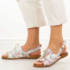 Multi skórzane płaskie sandały damskie Cambell 19387. Sandały Cambell, bez wzorów, z jeansu, casualowe, bez obcasa, na płaskiej podeszwie, bez zapięcia. Za 219.00 zł.