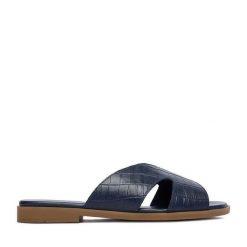 Klapki Lasocki. Niebieskie klapki Lasocki, bez wzorów, bez obcasa. Za 149.99 zł.
