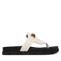 Japonki Guess. Białe klapki Guess, z aplikacjami, bez obcasa. Za 549.99 zł.