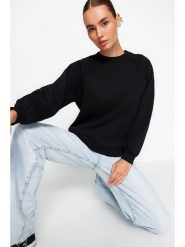 Trendyol Bluza w kolorze czarnym rozmiar: M. Czarne bluzy Trendyol, m, bez wzorów, bez kaptura. Za 78.99 zł.