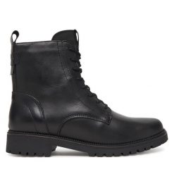 Botki Tamaris. Czarne botki Tamaris, bez wzorów, bez obcasa, na płaskiej podeszwie, bez zapięcia. Za 509.99 zł.