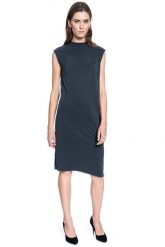DAMSKA SUKIENKA LEE CUPRO DRESS BLACK L50VQR01 112111433. Czarne sukienki Lee, l, bez wzorów, bez kołnierzyka, bez ramiączek. Za 199.99 zł.