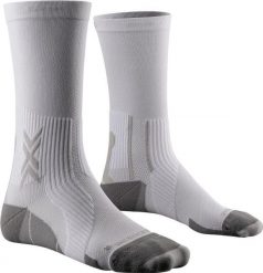 Skarpetki biegowe X-Socks Perform Crew. Białe skarpety X Socks, bez wzorów. Za 165.00 zł.